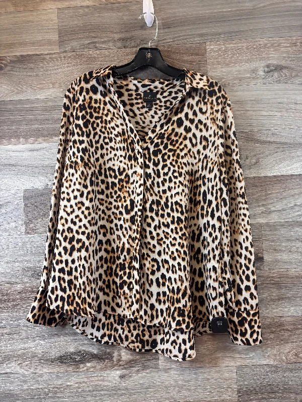 Top Long Sleeve By Worthington In Animal Print, Size: L Casual Men's Loose