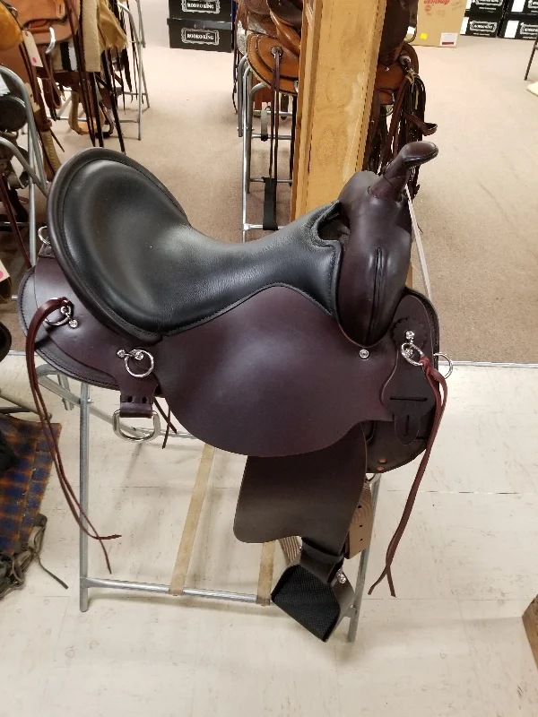 New Circle Y High Horse Trail Saddle/CY4206116BM/16" Polished Men's Satin